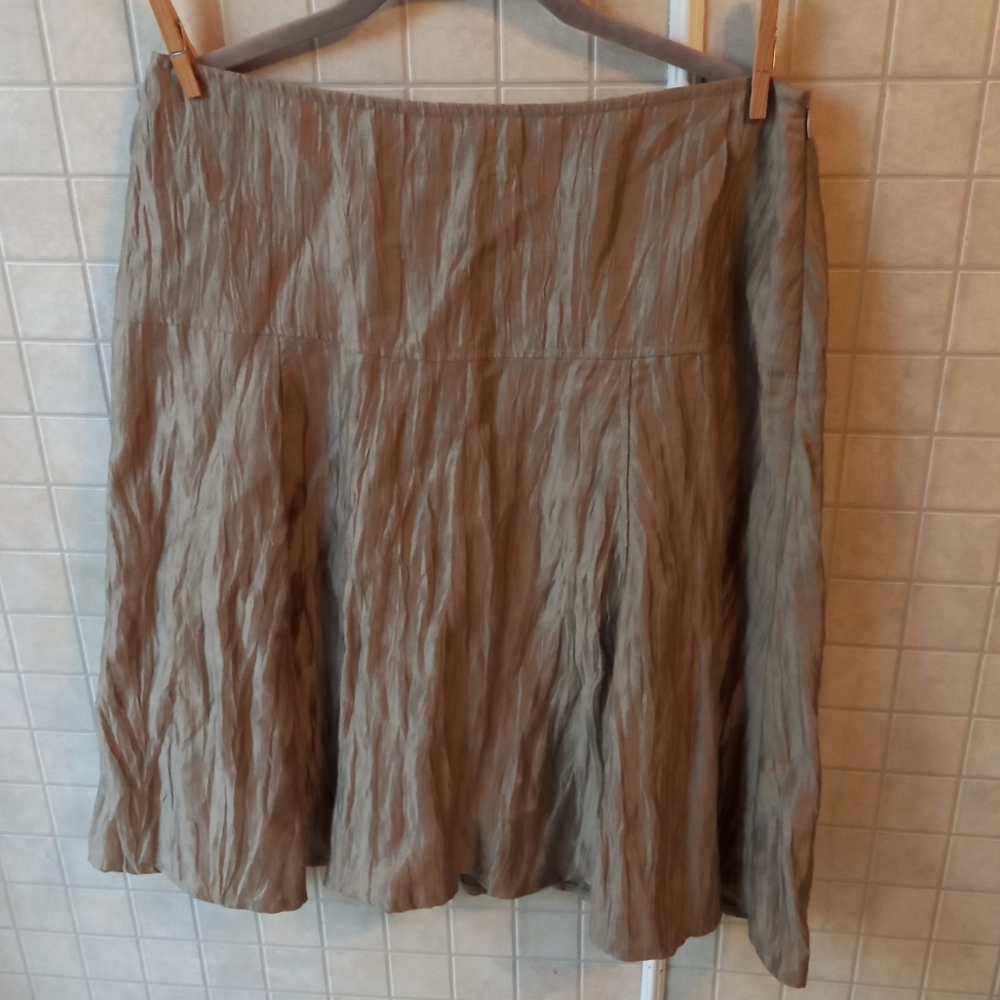 Louben gold crinkle skirt
